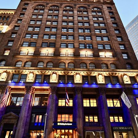 Holiday Inn Express Cleveland Downtown By Ihg Exterior photo