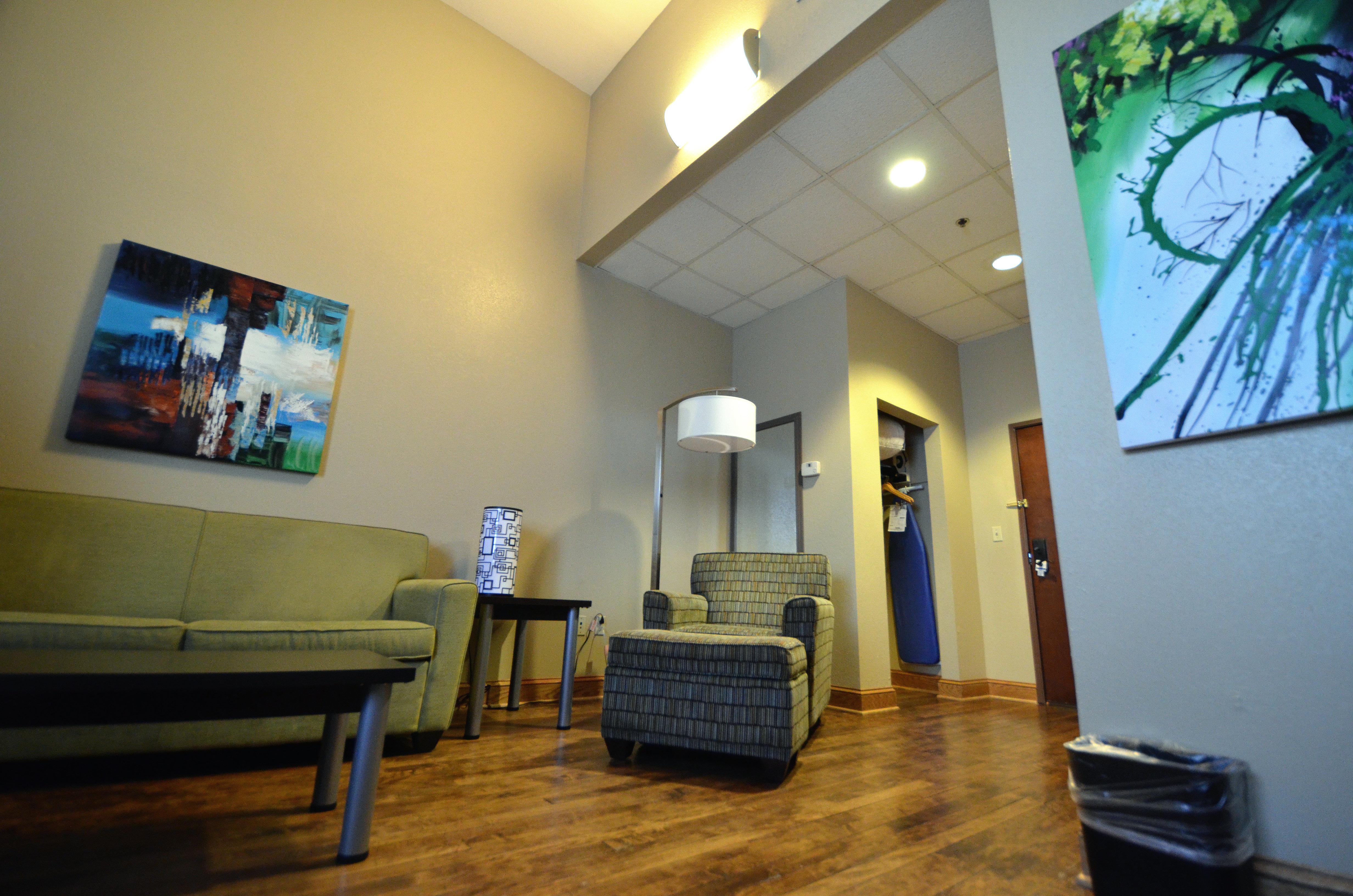 Holiday Inn Express Cleveland Downtown By Ihg Exterior photo