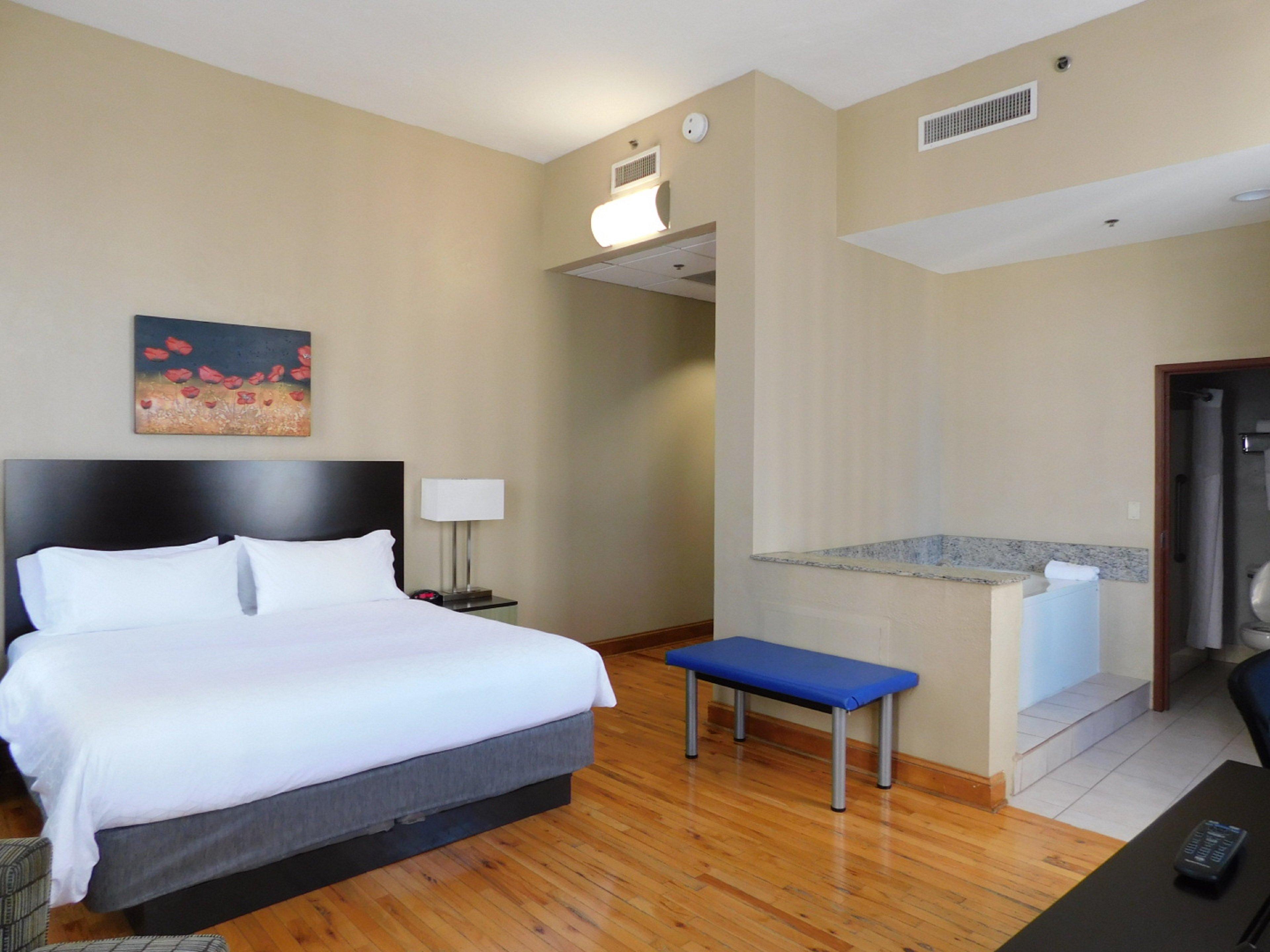 Holiday Inn Express Cleveland Downtown By Ihg Exterior photo