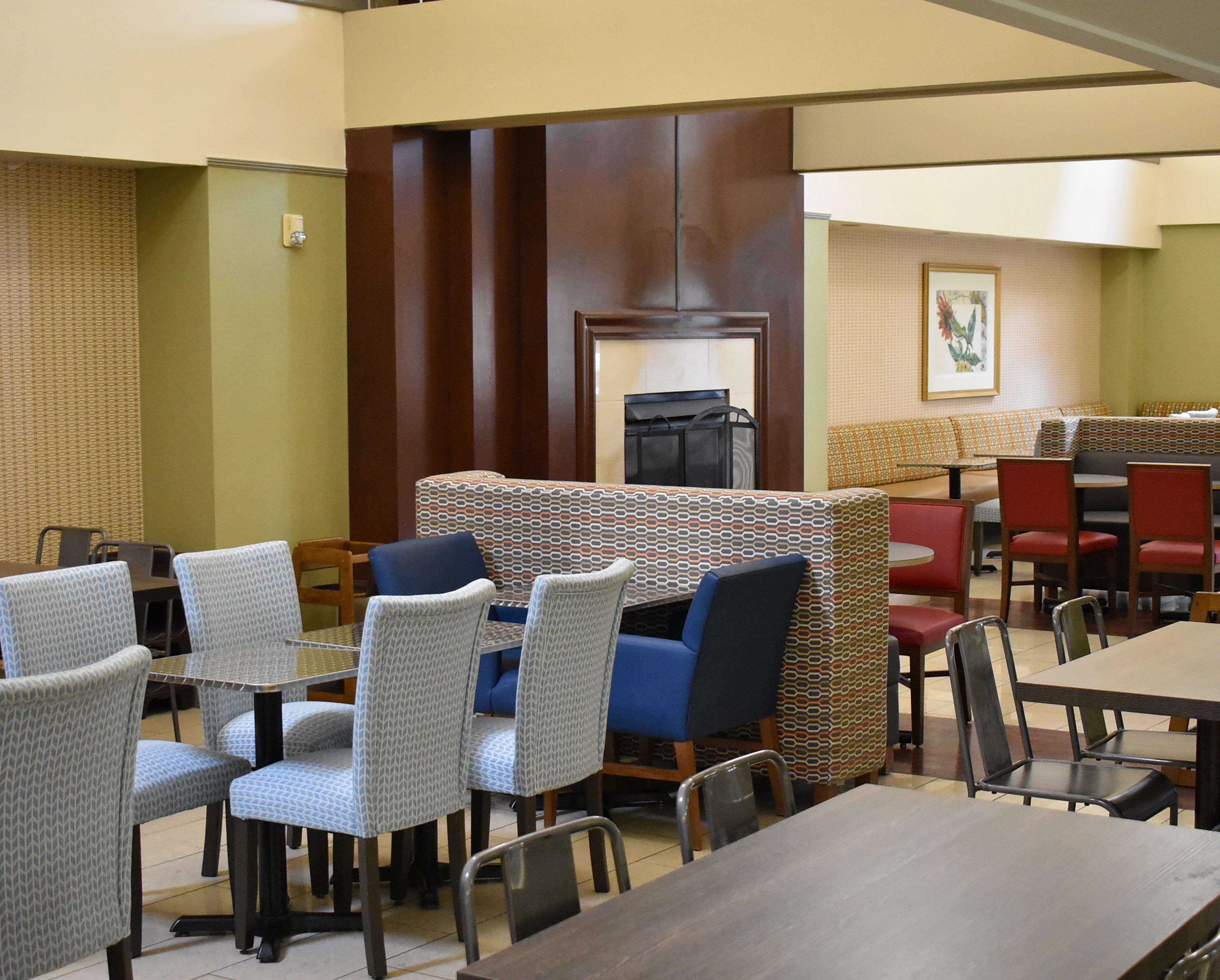 Holiday Inn Express Cleveland Downtown By Ihg Exterior photo